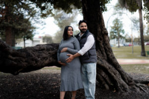 Maternity shoot with Perth city skyline