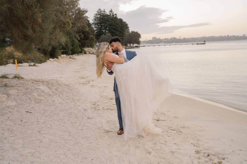 Small Wedding Photographer Perth pictoniq clicks