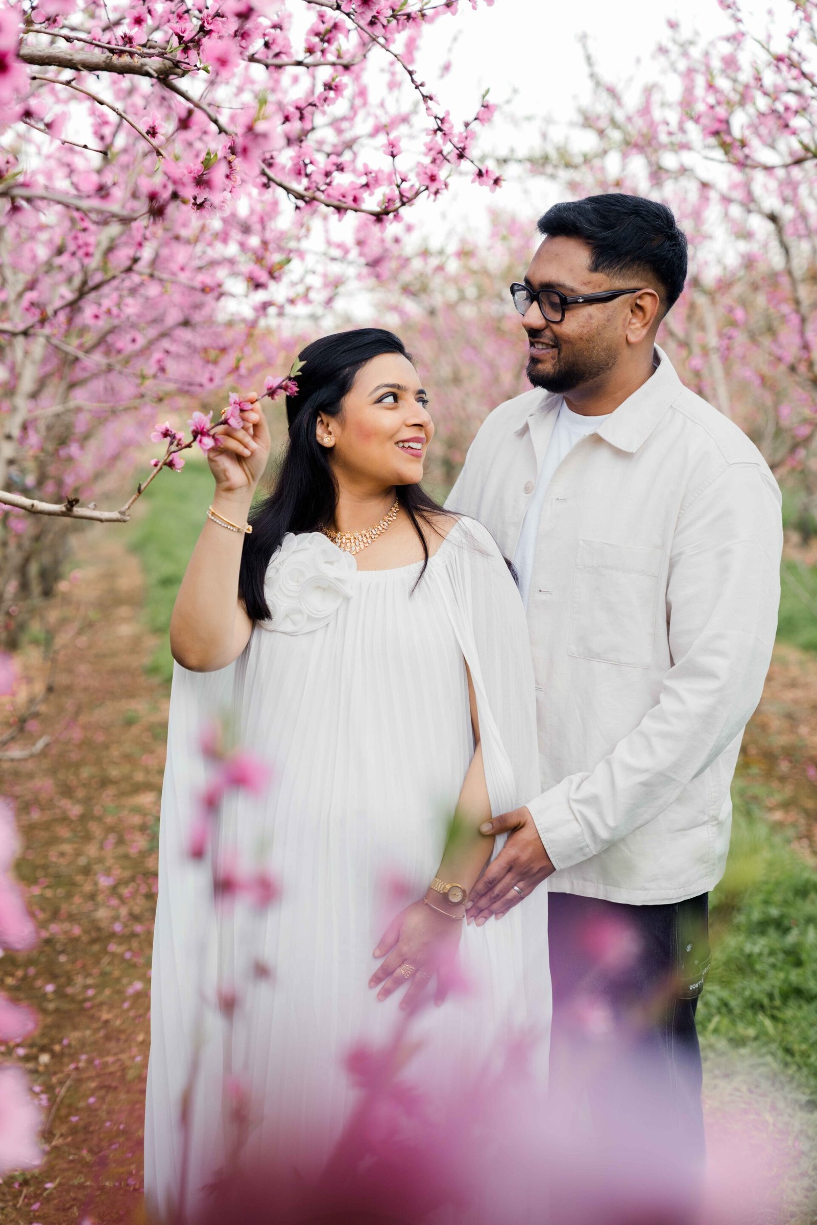 sr orchard cherry blossom maternityt photography perth pictoniq 02